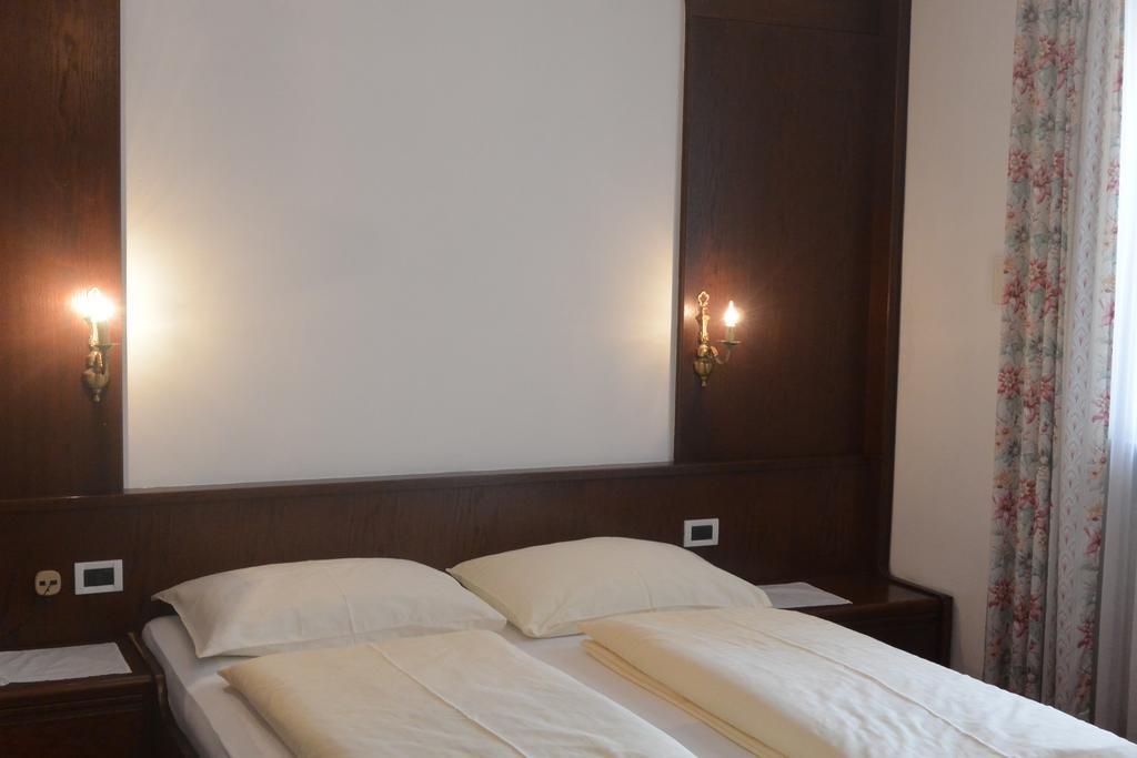 Hotel Alexander