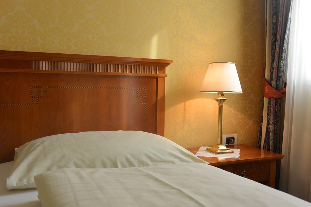 Hotel Alexander 4*