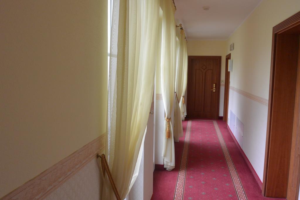 Alexander Hotel 4*