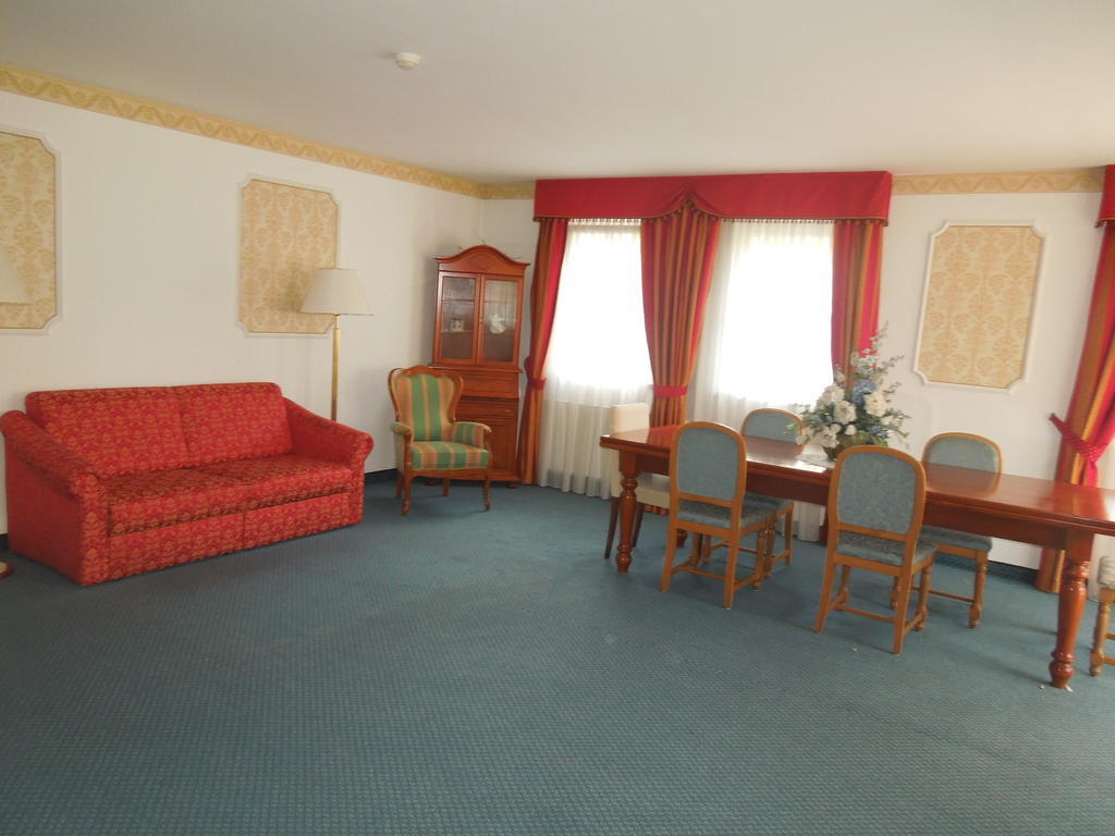 Hotel Alexander 4*