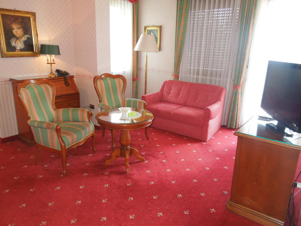 Hotel Alexander 4*